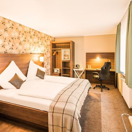 Hotel L'Escala Dreieich Esterno foto